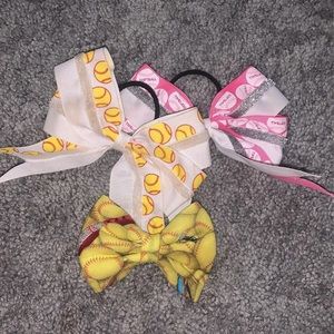 🌴Softball hair bows